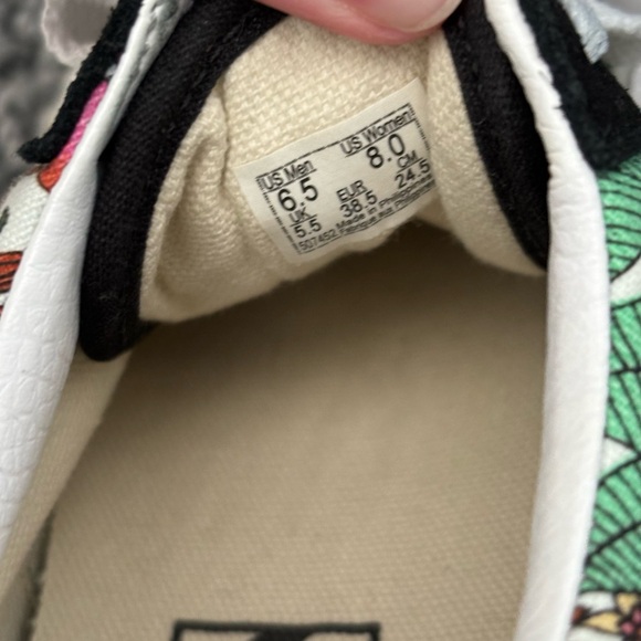 Vans Jungle Floral Sneakers - Picture 3 of 3